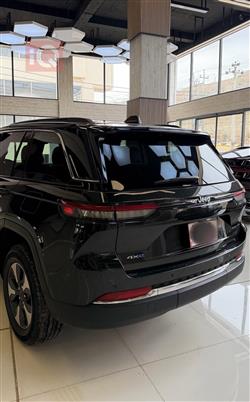 جيب جراند شيروكي